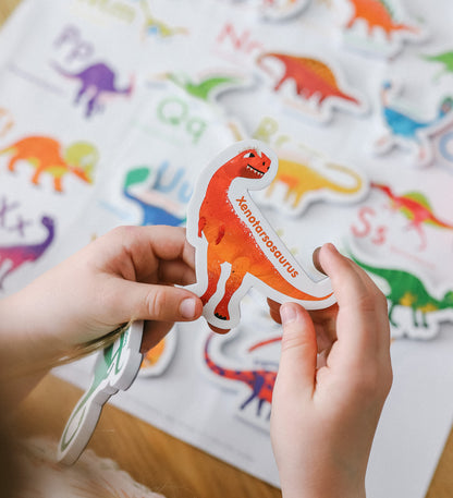 Curious Columbus Magnetic Dinoaurs – 48 Piece Magnetic Play Set